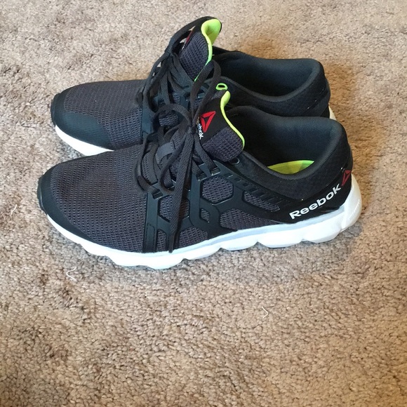 Sneakers - Picture 2 of 4